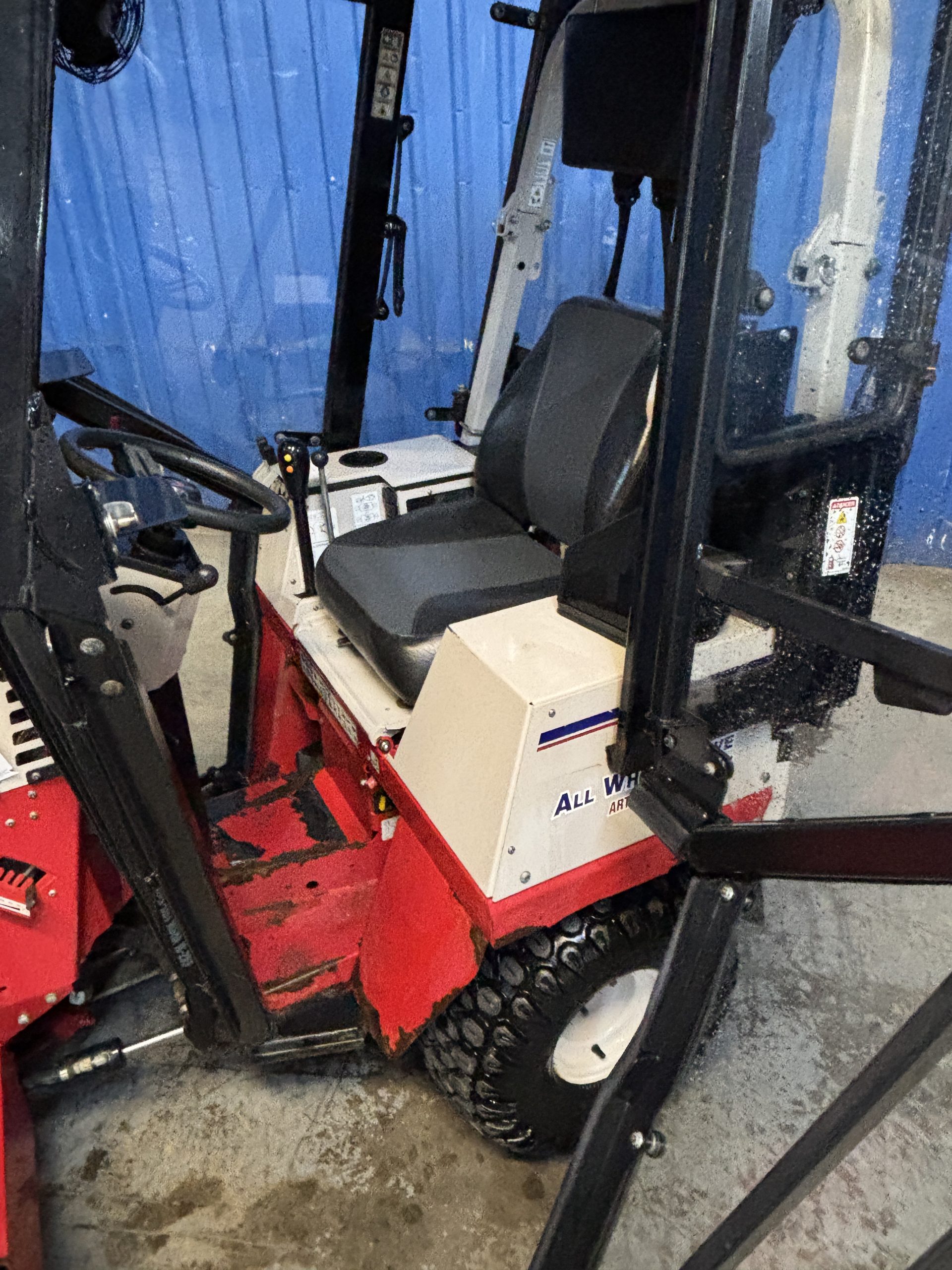 Ventrac 4500z Cab Tractor - Image 6