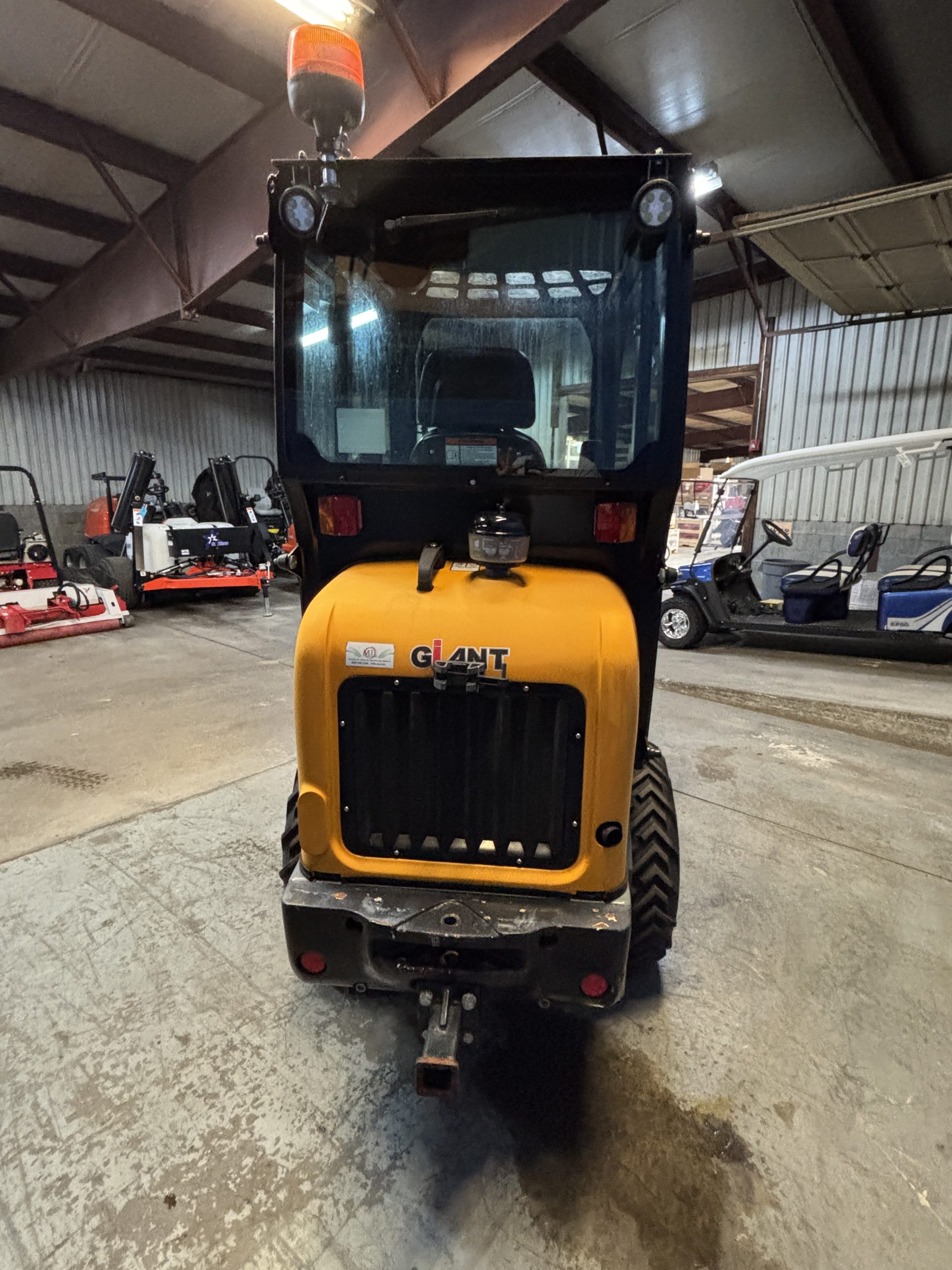 GiANT D263SW Wheel Loader w/ Cab - Image 4