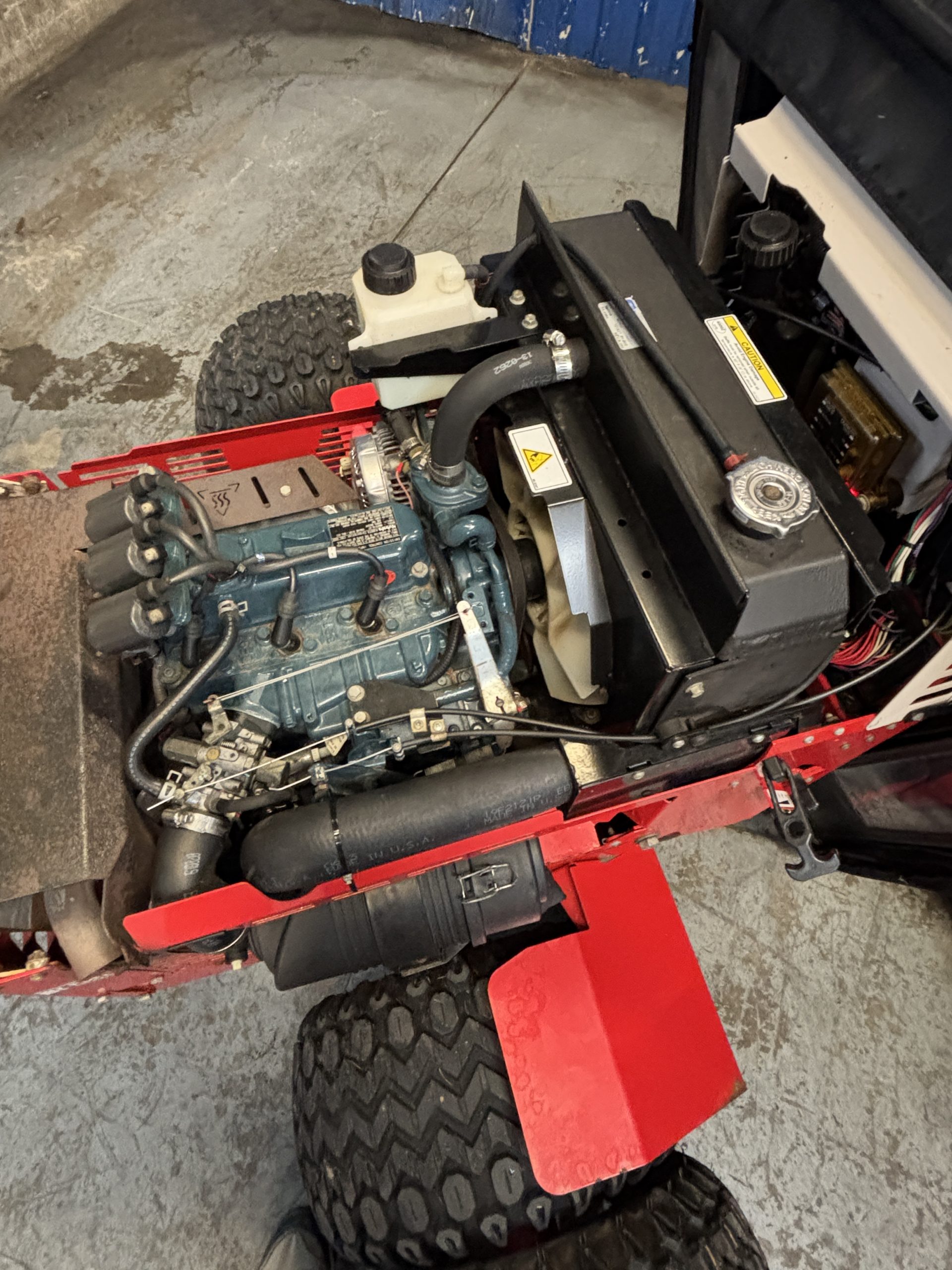 Ventrac 4500Z tractor with cab - Image 11