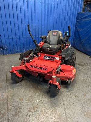Gravely Pro-Turn 260 - 27 hp Kawasaki FX850 V-Twin, w/ 60"