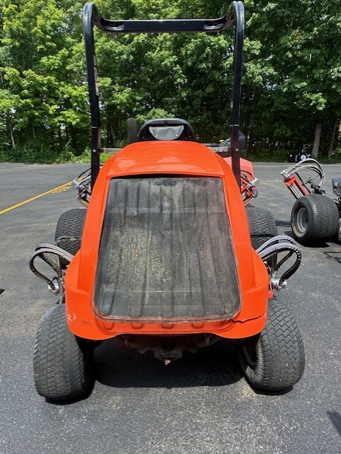 Jacobsen LF550 2WD Fairway Mower - Image 4