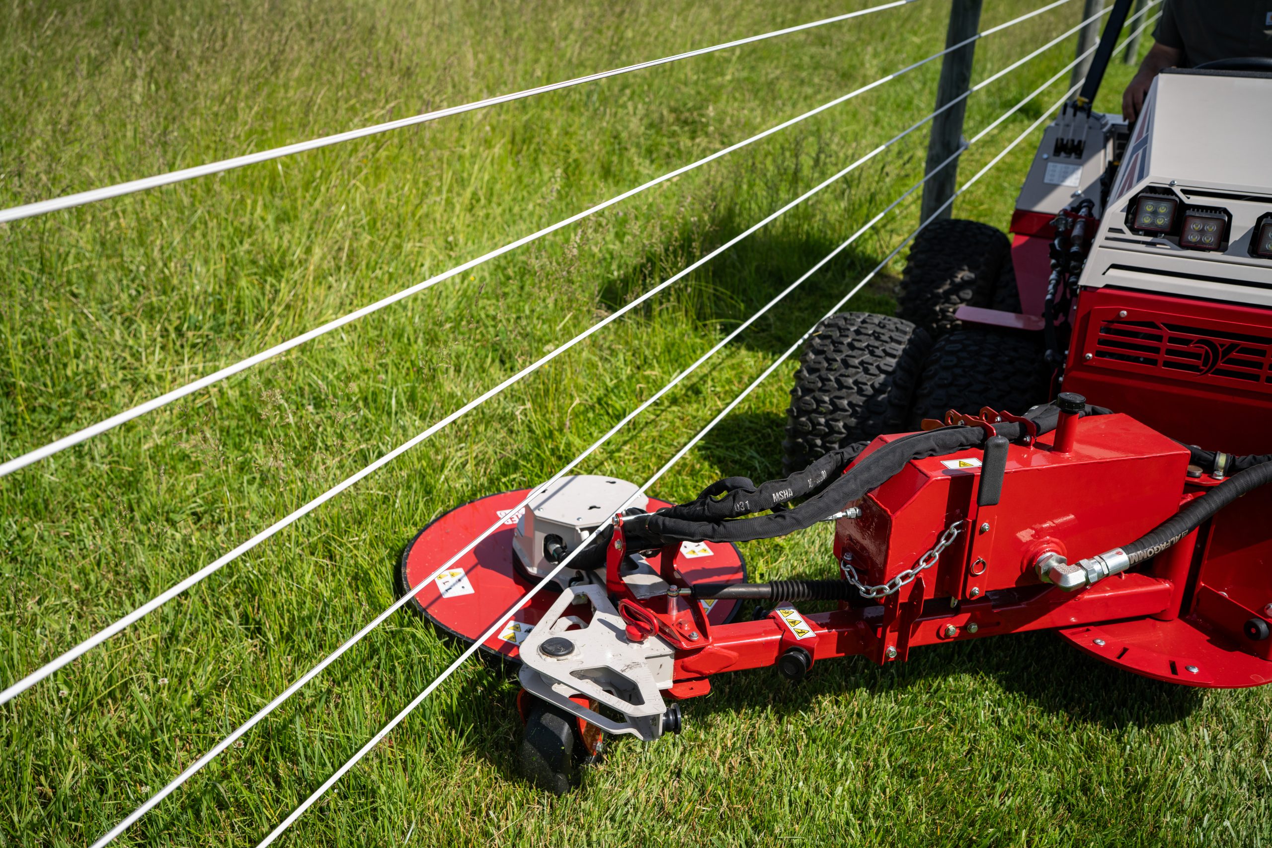 Ventrac Post Mower MP270 - Image 5