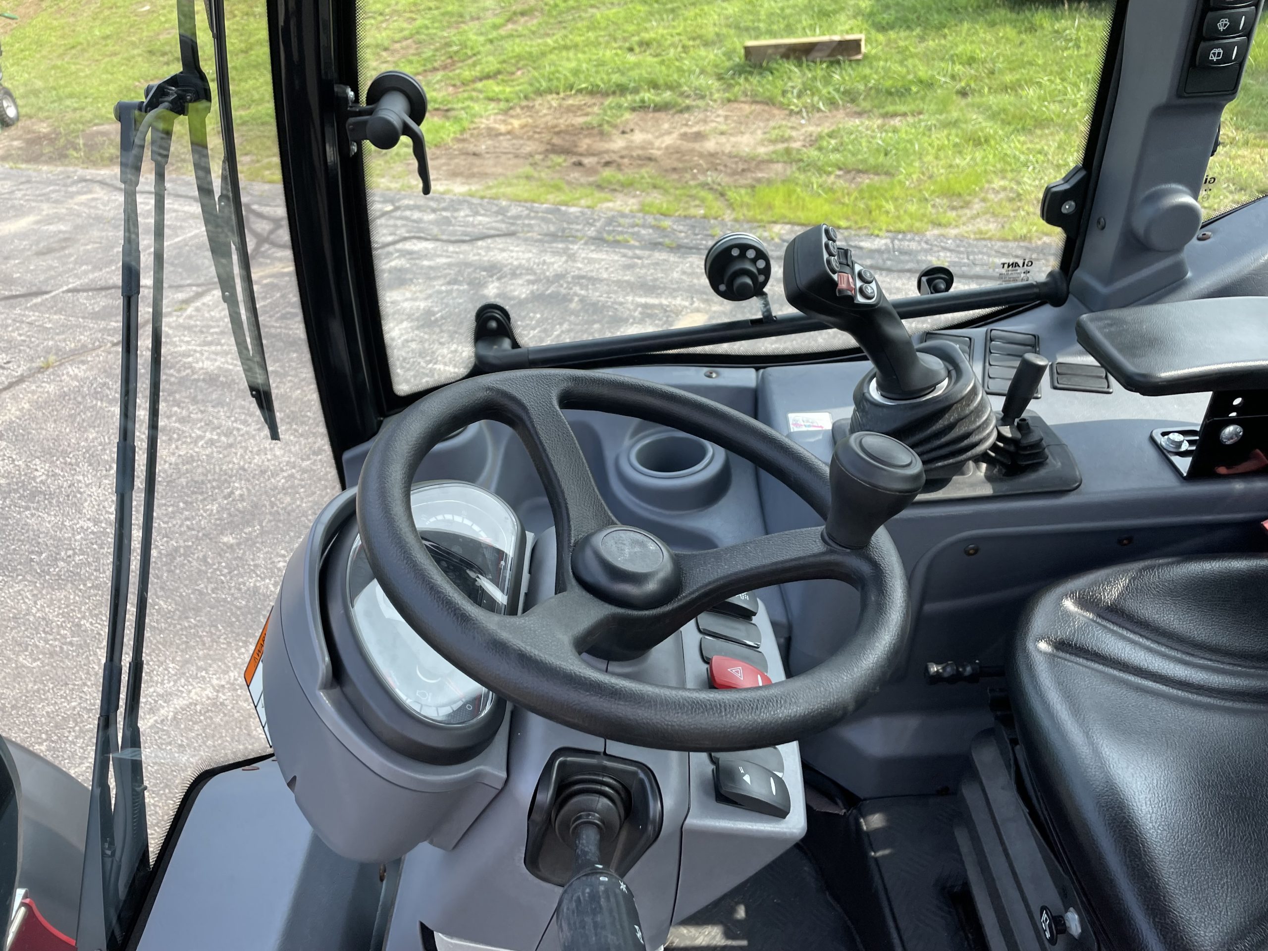 Giant G5000 Zbar wheel loader - Image 3