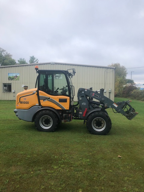 Giant G5000 wheel loader