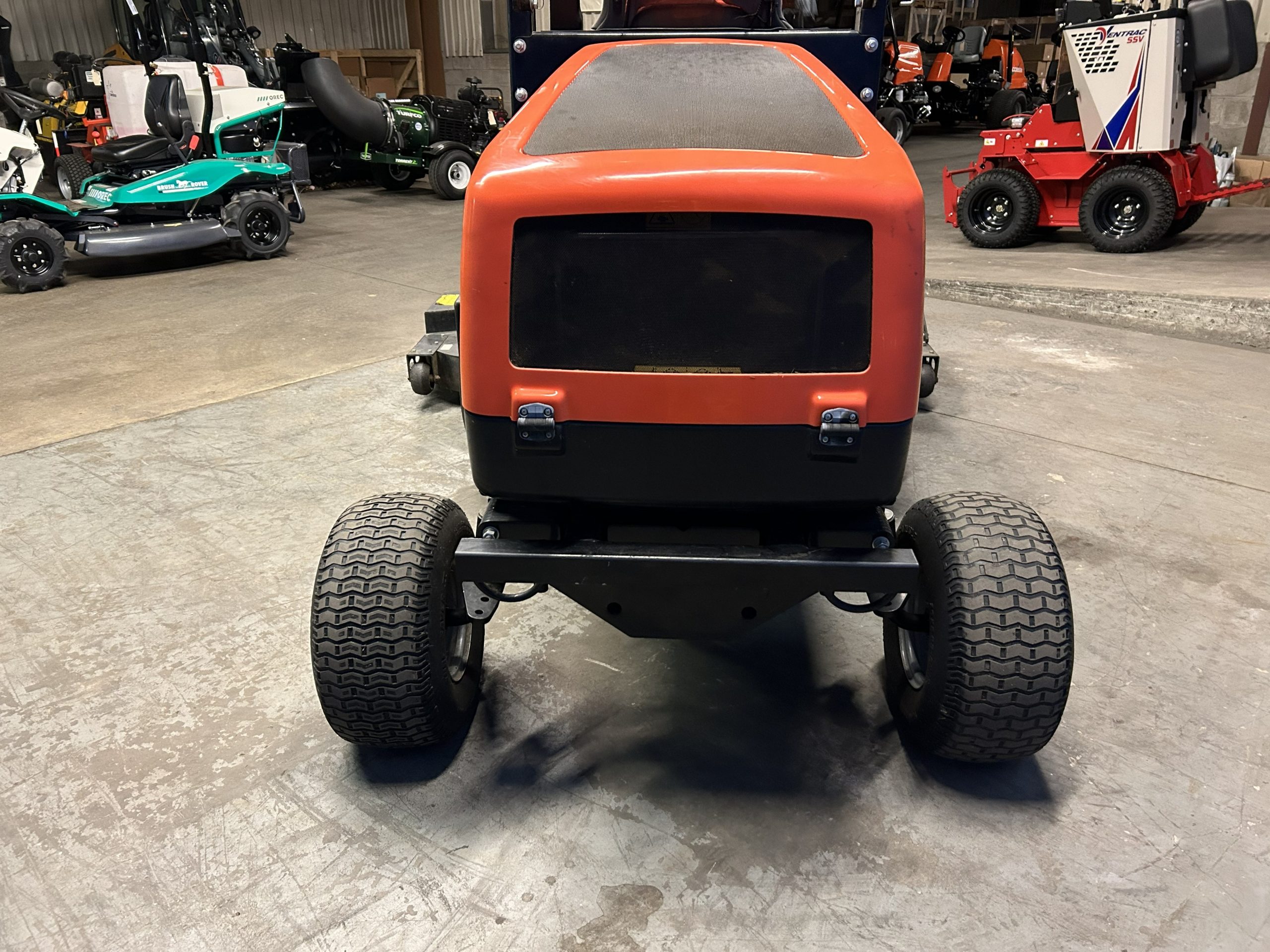 Jacobsen Turfcat 2WD Outfront Rotary Mower - Image 7