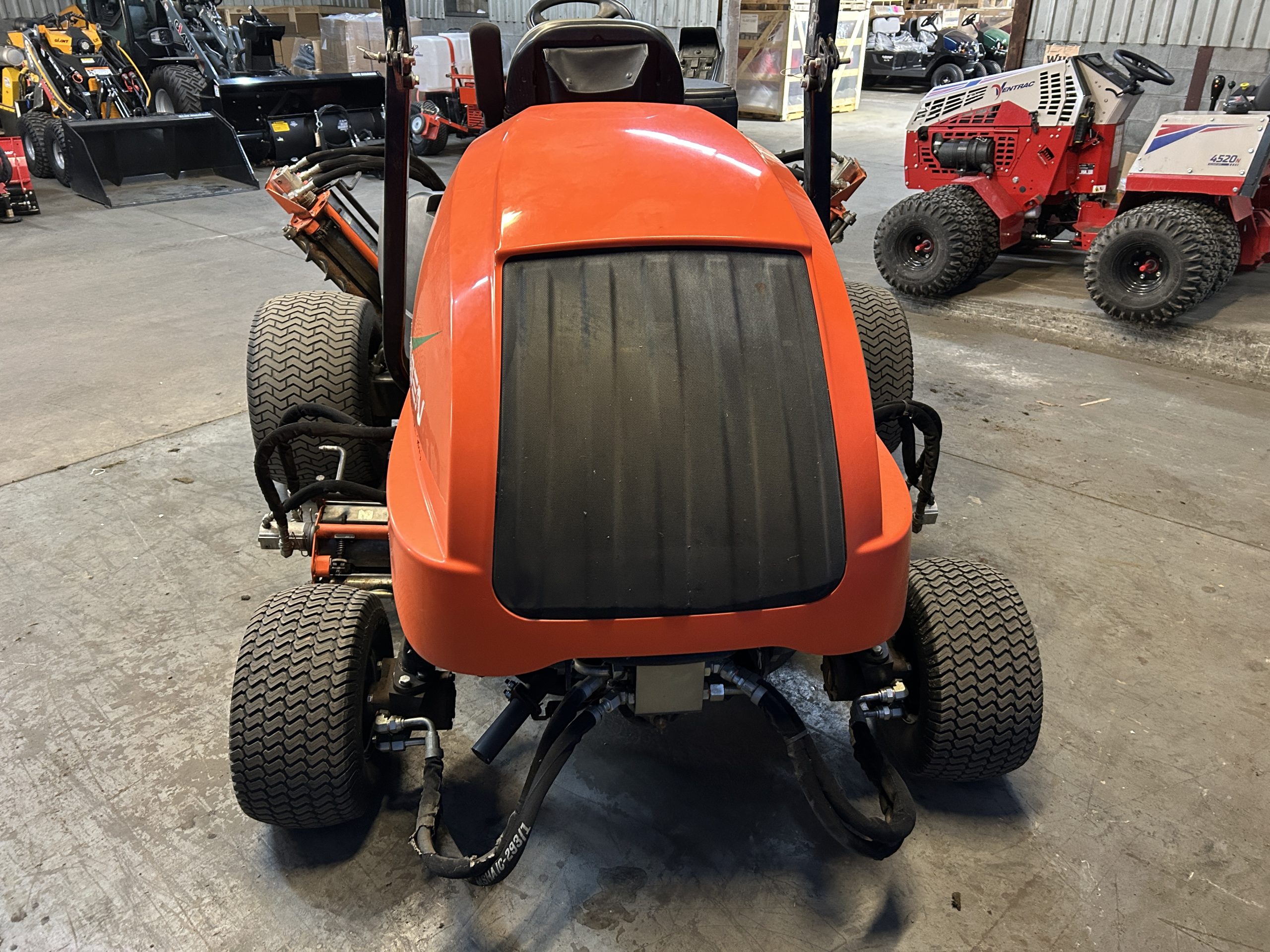 Jacobsen LF550 4wd fairway mower - Image 8