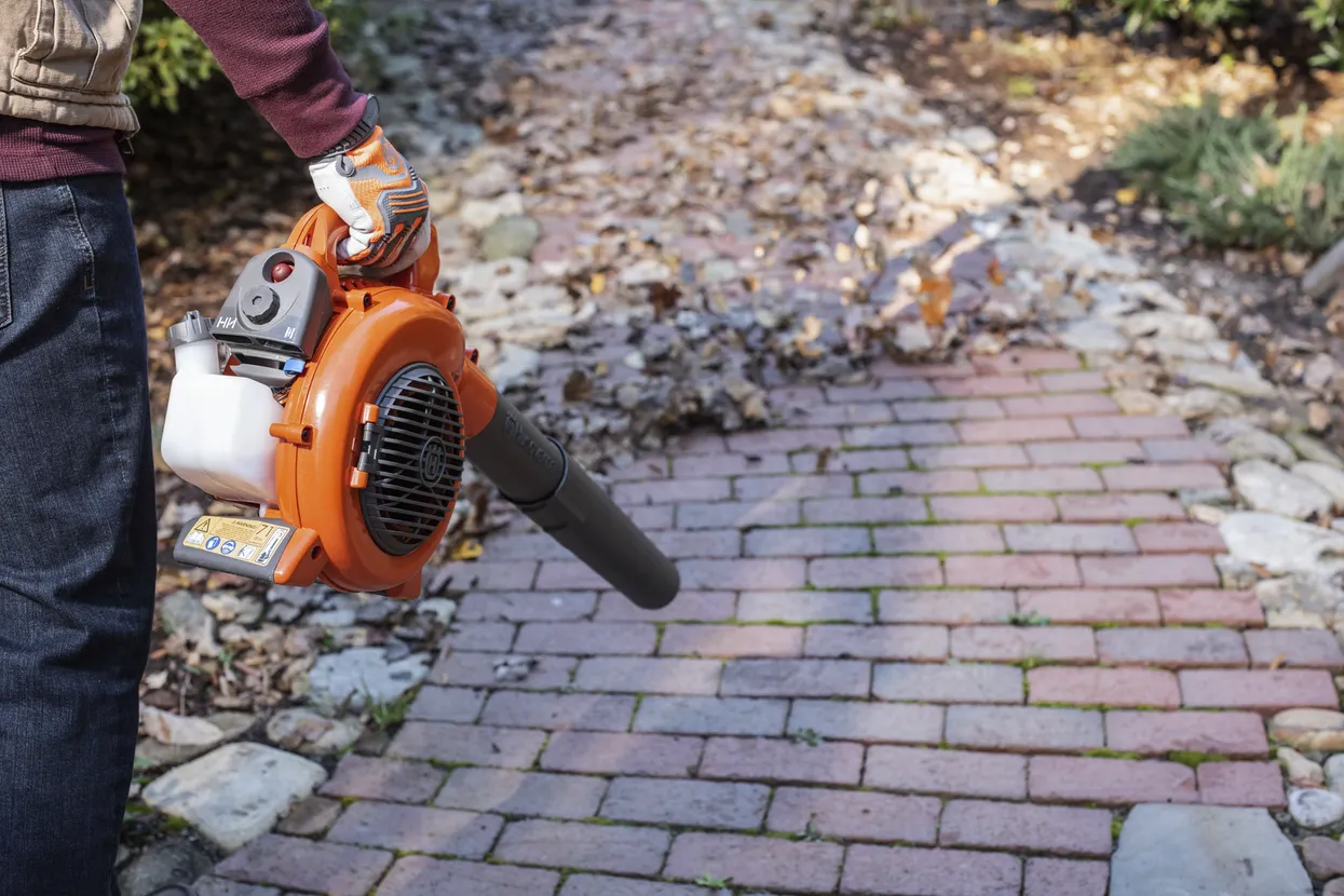 Husqvarna Leaf Blower 125B Gas - Image 3