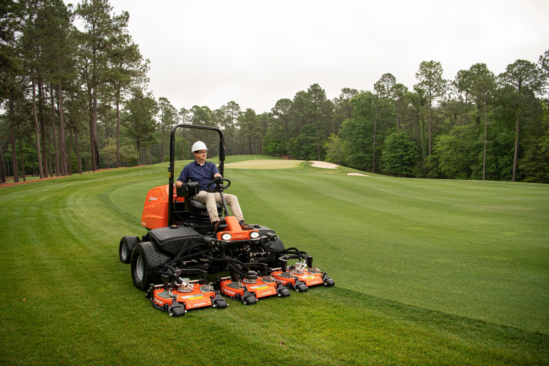 Jacobsen AR530 Contour Rotary Mower - Image 2