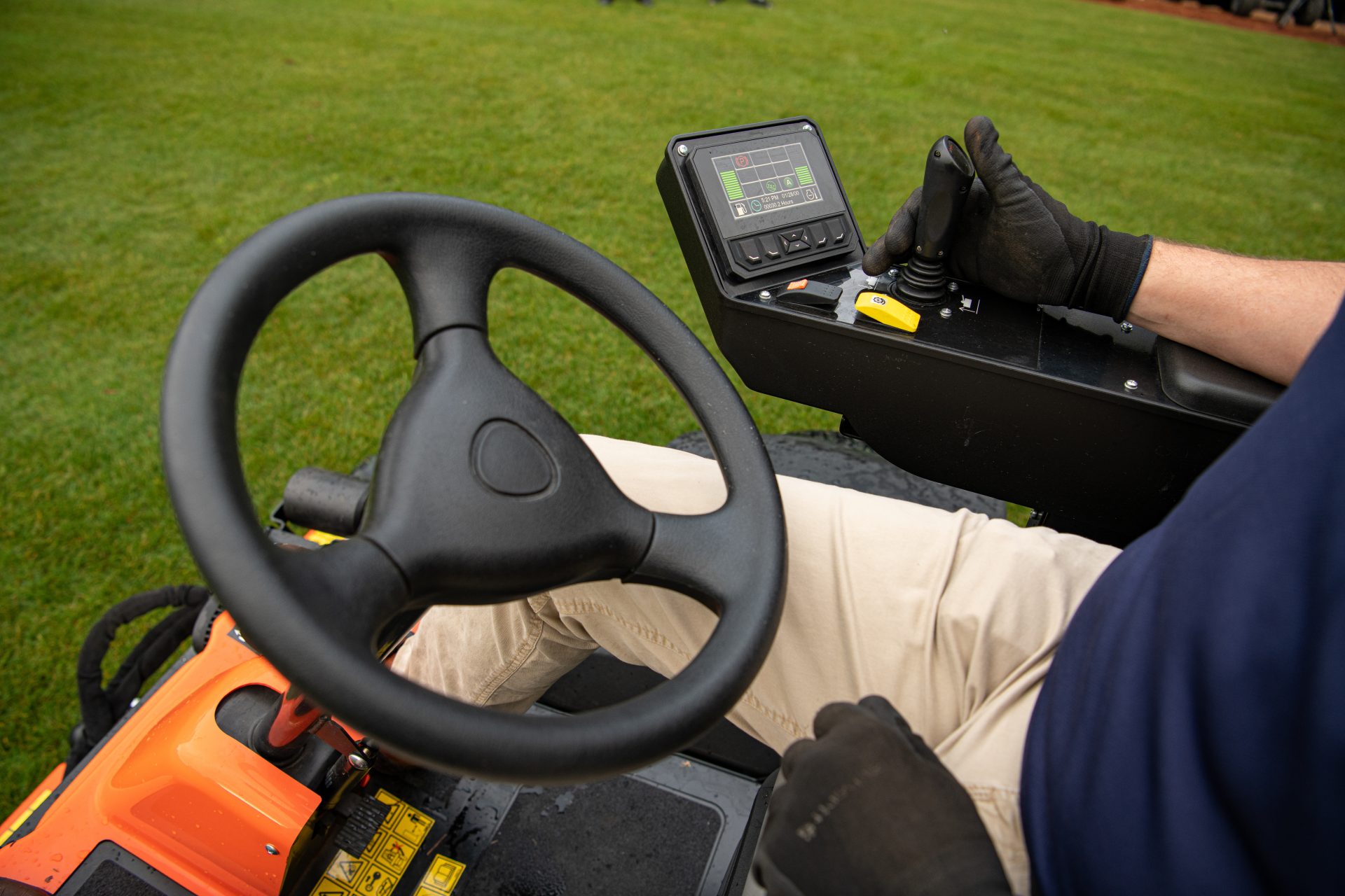 Jacobsen AR530 Contour Rotary Mower - Image 3