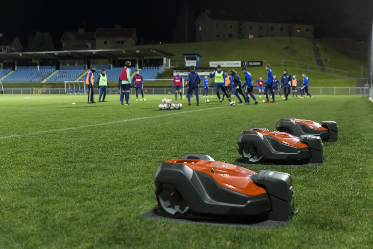 HUSQVARNA AUTOMOWER® 550 - Image 8