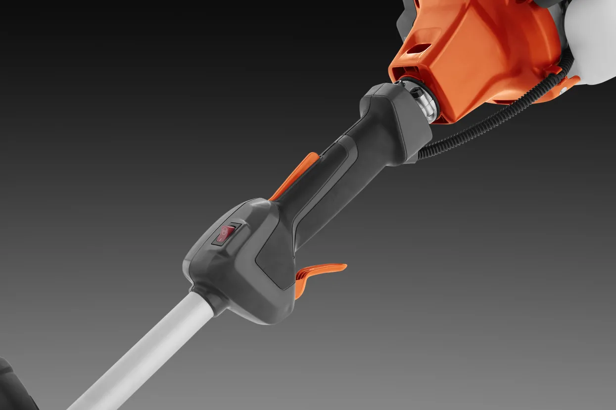 Husqvarna Gas String Trimmer 130C - Image 4