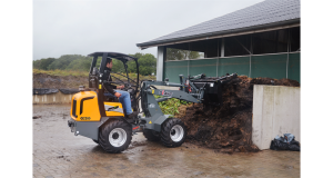 Giant G2200