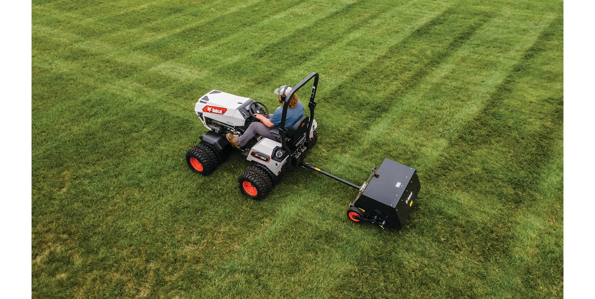 Bobcat AE36 Tow-Behind Aerator - Image 4